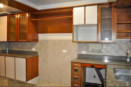 Casa de condomínio à venda com 365m², 3 quartos e 4 vagasCozinha
