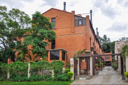 Casa de condomínio à venda com 365m², 3 quartos e 4 vagasFachada