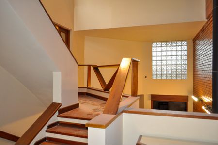 Casa de condomínio à venda com 365m², 3 quartos e 4 vagasSala