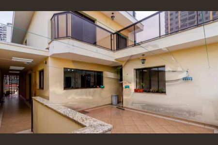 Casa à venda com 400m², 3 quartos e 6 vagas