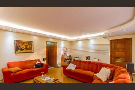 Casa à venda com 400m², 3 quartos e 6 vagas