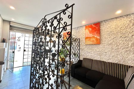 Casa à venda com 140m², 2 quartos e 1 vaga Casa à venda com 140m², 2 quartos e 1 vagaGaragem