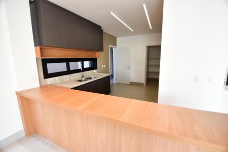 Casa de condomínio à venda com 230m², 3 quartos e 4 vagasCozinha