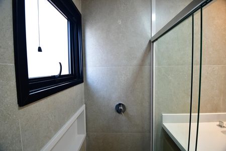 Casa de condomínio à venda com 230m², 3 quartos e 4 vagasBanheiro Suíte 2