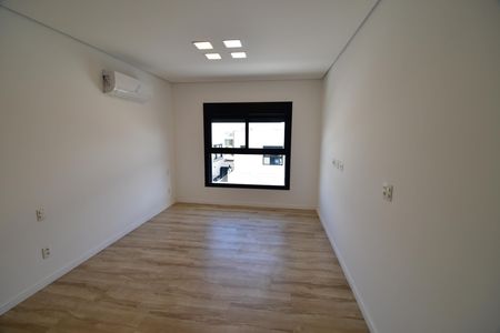 Casa de condomínio à venda com 230m², 3 quartos e 4 vagas Suíte