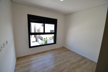 Casa de condomínio à venda com 230m², 3 quartos e 4 vagas Suíte 2