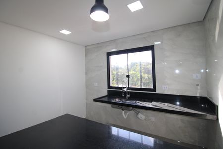 Casa à venda com 185m², 3 quartos e 2 vagasCozinha