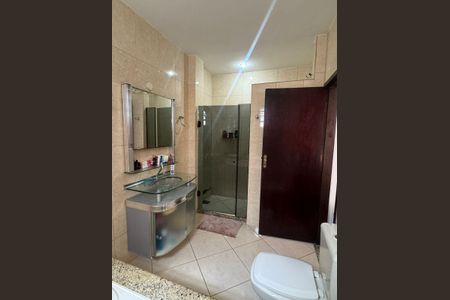 Casa para alugar com 200m², 3 quartos e 2 vagas Casa para alugar com 200m², 3 quartos e 2 vagasBanheiro