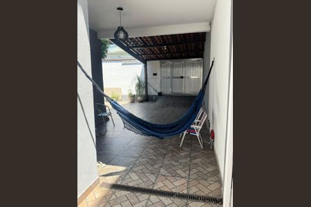 Casa para alugar com 200m², 3 quartos e 2 vagas Casa para alugar com 200m², 3 quartos e 2 vagasQuintal