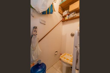 Apartamento à venda com 85m², 2 quartos e sem vagaBanheiro de serviço