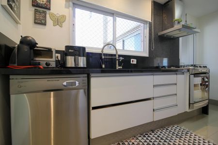 Apartamento à venda com 123m², 3 quartos e 2 vagasCozinha