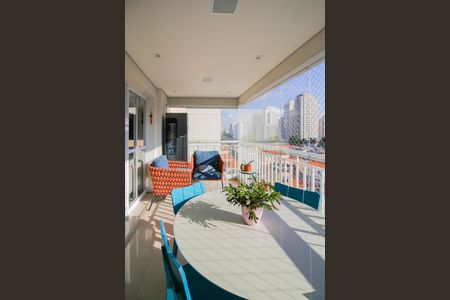 Apartamento à venda com 123m², 3 quartos e 2 vagasVaranda Sala de Jantar