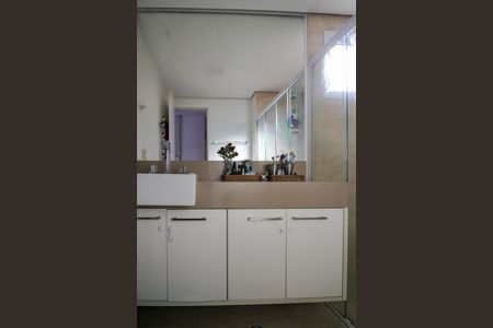 Apartamento à venda com 123m², 3 quartos e 2 vagasBanheiro Suíte