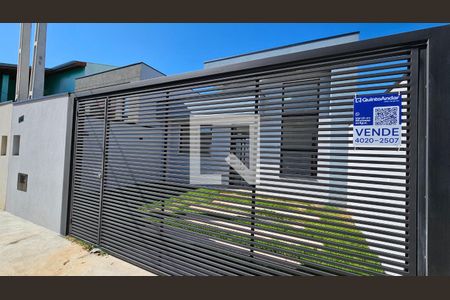 Casa à venda com 94m², 3 quartos e 2 vagas