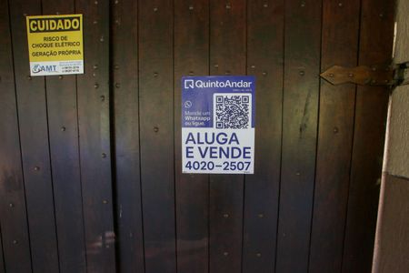 Casa de condomínio à venda com 360m², 6 quartos e 2 vagasPlaquinha