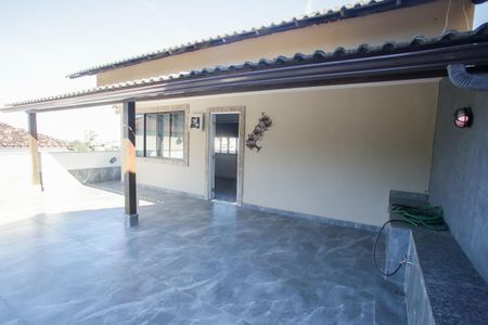 Casa de condomínio à venda com 360m², 6 quartos e 2 vagasVaranda de Frente da Sala de TV