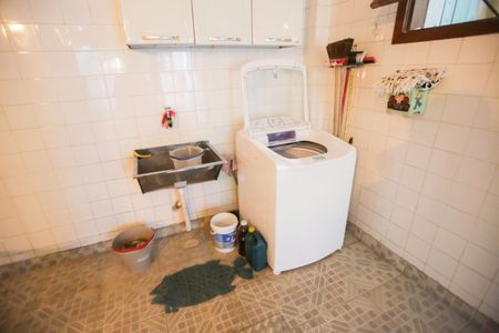 Casa de condomínio à venda com 360m², 6 quartos e 2 vagasÁrea de Serviço