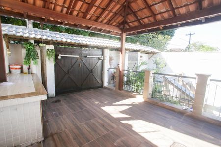 Casa de condomínio à venda com 360m², 6 quartos e 2 vagasGaragem