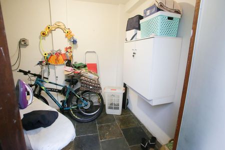 Casa de condomínio à venda com 360m², 6 quartos e 2 vagasQuarto de Serviço