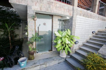 Casa de condomínio à venda com 360m², 6 quartos e 2 vagasDispensa da Piscina