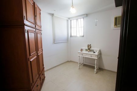 Casa de condomínio à venda com 360m², 6 quartos e 2 vagasQuarto 2