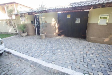 Casa de condomínio à venda com 360m², 6 quartos e 2 vagasFachada