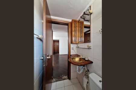 Apartamento à venda com 55m², 2 quartos e 2 vagas Apartamento à venda com 55m², 2 quartos e 2 vagasBanheiro