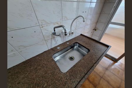 Apartamento à venda com 55m², 2 quartos e 2 vagas Apartamento à venda com 55m², 2 quartos e 2 vagasCozinha