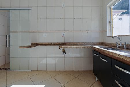 Casa para alugar com 75m², 3 quartos e 3 vagasCozinha
