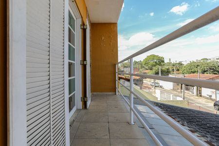 Casa para alugar com 75m², 3 quartos e 3 vagasSacada Suíte