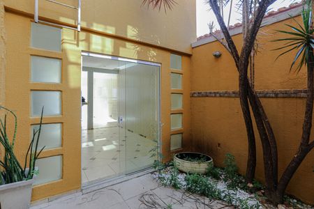 Casa para alugar com 75m², 3 quartos e 3 vagasSala - Jardim de Inverno