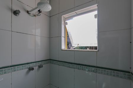 Casa para alugar com 75m², 3 quartos e 3 vagasBanheiro