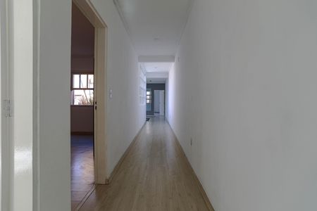 Casa para alugar com 75m², 3 quartos e 3 vagasCorredor