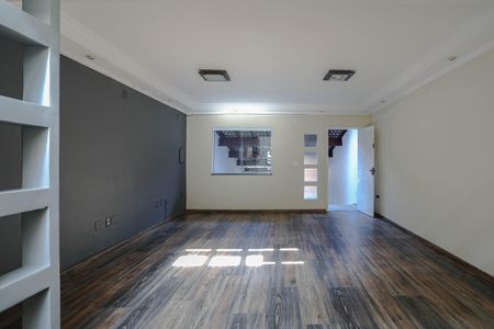 Casa para alugar com 75m², 3 quartos e 3 vagasSala