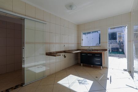 Casa para alugar com 75m², 3 quartos e 3 vagasCozinha