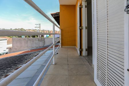Casa para alugar com 75m², 3 quartos e 3 vagasSacada Suíte