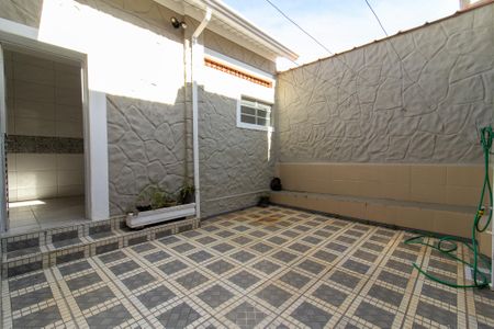 Casa de condomínio à venda com 208m², 4 quartos e 2 vagasQuintal