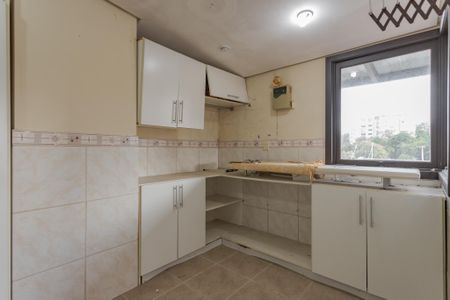 Casa à venda com 650m², 3 quartos e 3 vagasÁrea de Serviço