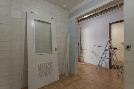 Casa à venda com 650m², 3 quartos e 3 vagasÁrea de Serviço