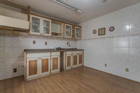 Casa à venda com 650m², 3 quartos e 3 vagasCozinha