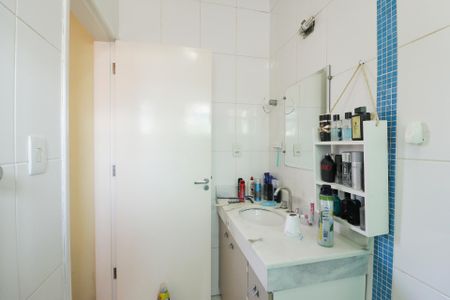 Casa à venda com 250m², 3 quartos e 3 vagas Casa à venda com 250m², 3 quartos e 3 vagasBanheiro da Suíte 2