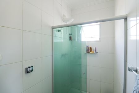 Casa à venda com 250m², 3 quartos e 3 vagas Casa à venda com 250m², 3 quartos e 3 vagasBanheiro da Suíte 2