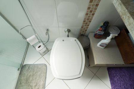 Casa à venda com 250m², 3 quartos e 3 vagas Casa à venda com 250m², 3 quartos e 3 vagasBanheiro da Suíte 1