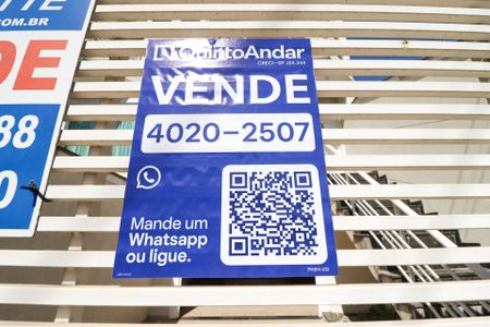 Casa à venda com 250m², 3 quartos e 3 vagas Casa à venda com 250m², 3 quartos e 3 vagasPlaca
