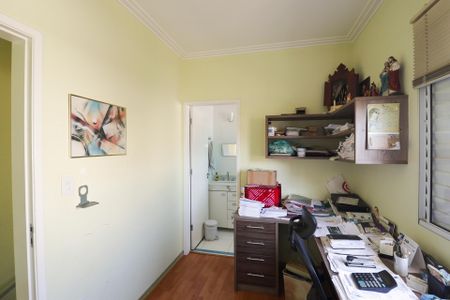 Casa à venda com 250m², 3 quartos e 3 vagas Casa à venda com 250m², 3 quartos e 3 vagasSuíte 3