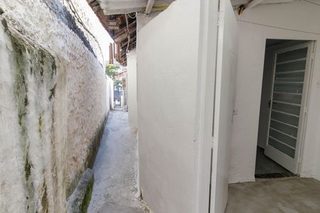 Casa à venda com 150m², 1 quarto e sem vagaCorredor de acesso