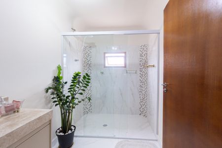 Casa à venda com 250m², 3 quartos e sem vagada Suíte