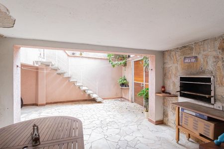 Casa à venda com 250m², 3 quartos e sem vagaQuintal