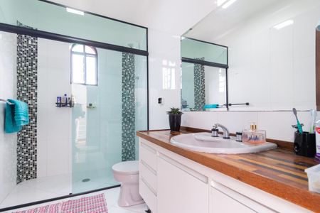 Casa à venda com 250m², 3 quartos e sem vagaBanheiro Social