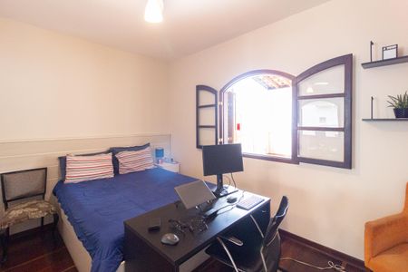 Casa à venda com 250m², 3 quartos e sem vagaQuarto 2